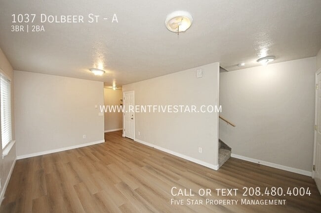 Photo - 1037 Dolbeer St Unidad A