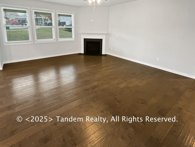 Photo - 8020 Forest Hills Dr