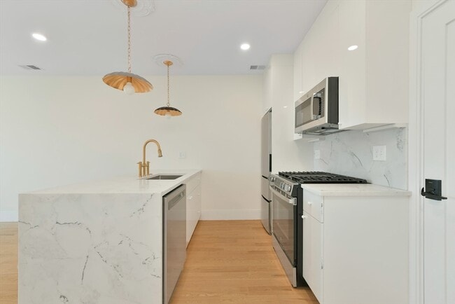 Photo - 219 Paris St Unidad 4