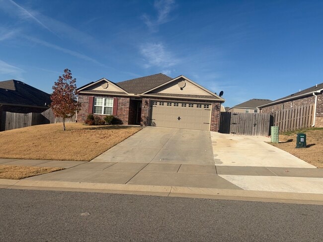 Building Photo - 6900 SW Whitmarsh Rd