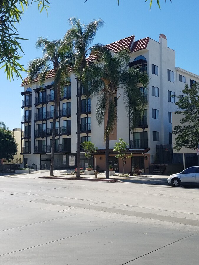 Photo - Camarillo Sunshine Apartments