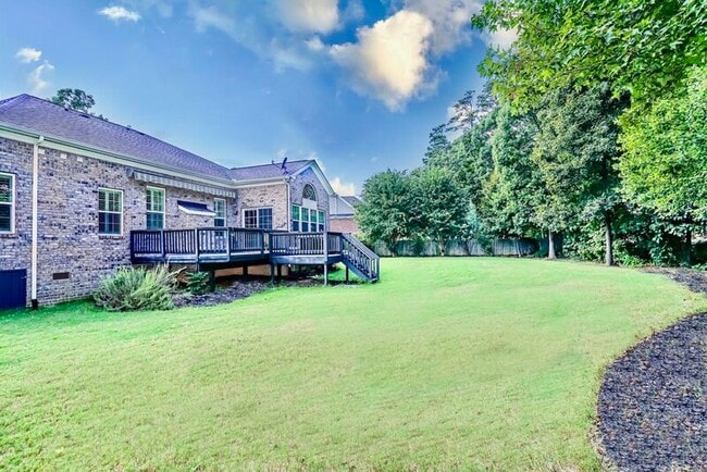 Photo - 100 Little Pond Dr