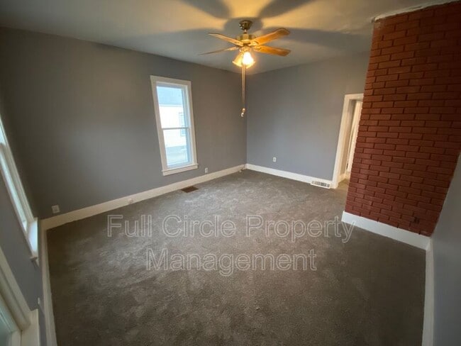 Photo - 2535 Avenue B