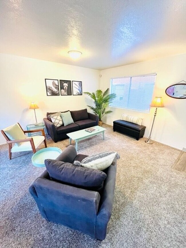 Photo - College Place Apartments