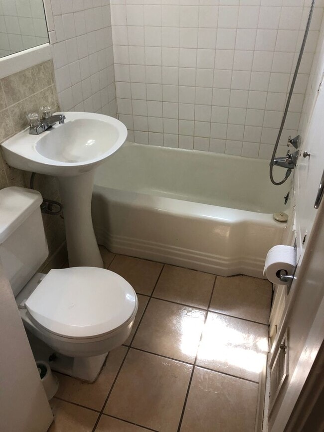 Photo - 1442 Vance Ave Apartment