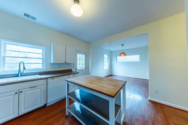 Photo - NOW AVAILABLE! Charming East Nashville Bungalow for Lease!