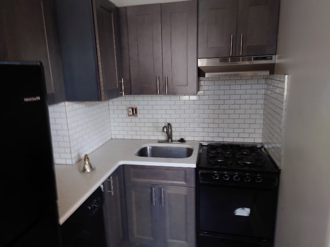 Photo - 5903 Greene St