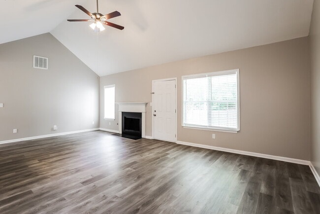 Photo - 126 Villa Rosa Ridge