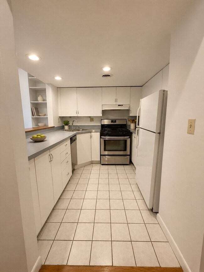 Photo - 760 Tremont St Unit 3