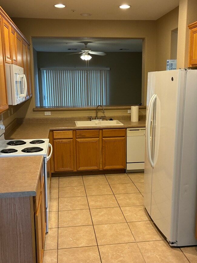 Photo - 1370 E Joseph Way