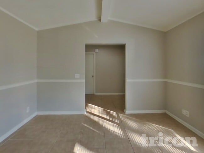 Photo - 7937 Dwyer Dr