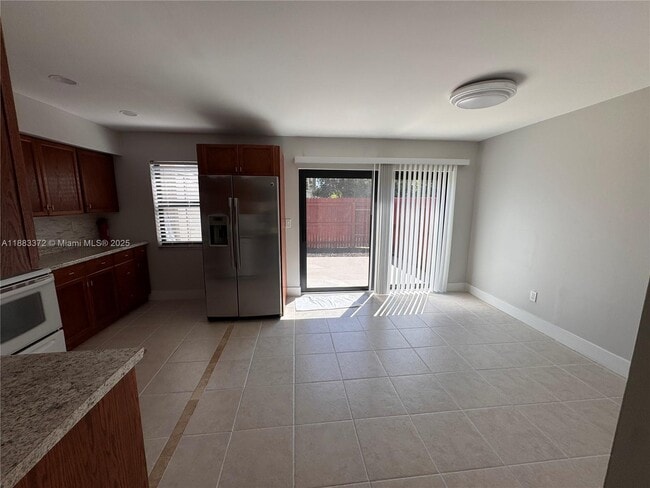 Photo - 811 Sandtree Dr