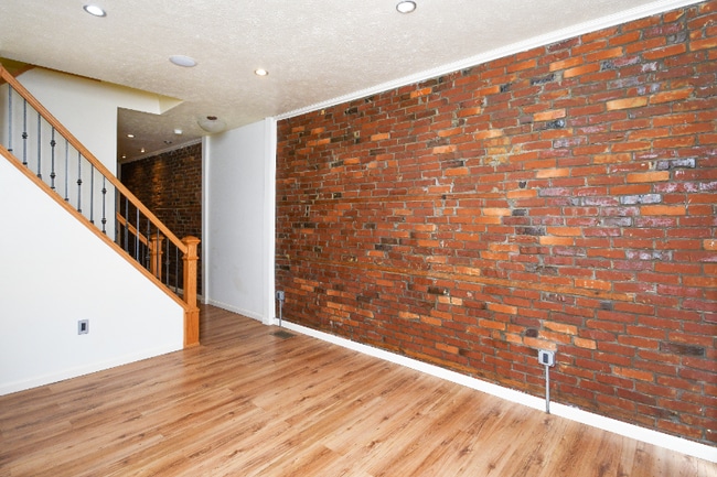 Photo - 92 S 24th St