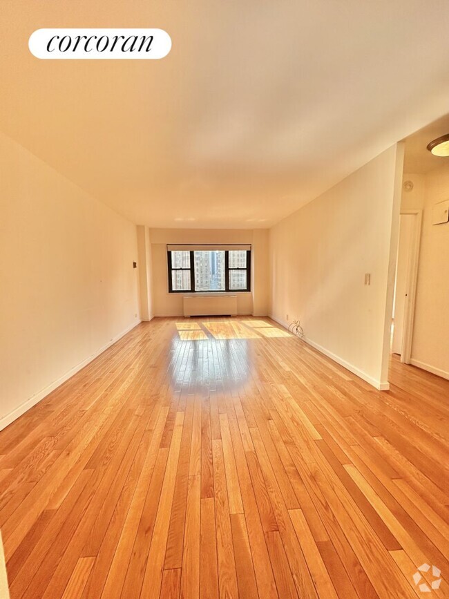 Building Photo - 20 W 64th St Rental