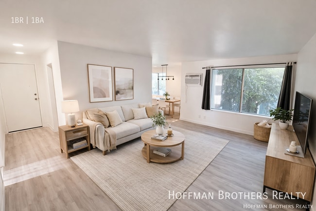 Building Photo - 11744 Runnymede St