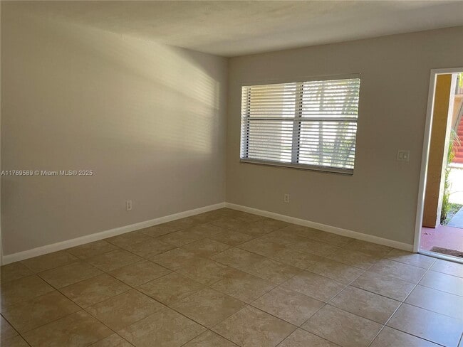 Photo - 751 NW 104th Ave
