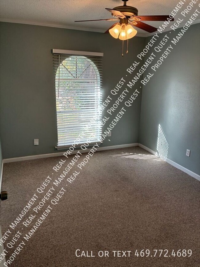 Photo - 1122 Jungle Dr