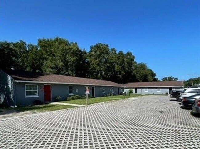 Building Photo - 1013 Beecher St Rental