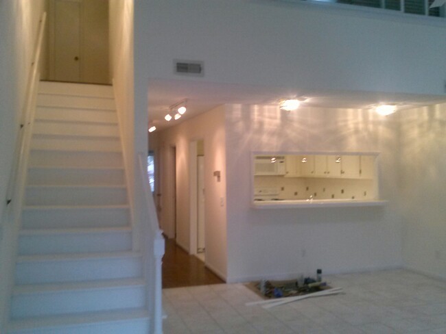 Photo - 1800 Eastwood Rd Unidad 271 Lions Gate Rental