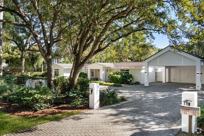 Building Photo - 5840 SW 91st St Rental
