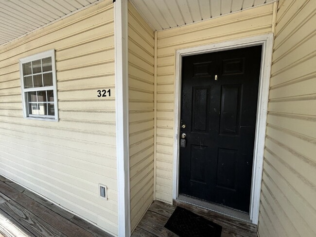 Photo - Apartment For Rent Unit 321
