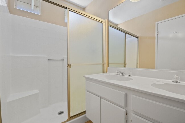 Photo - Modern 3BD 2.5BA Townhome with Vaulted Ceilings, Private Pergola Patio, and One-Car attached Garage