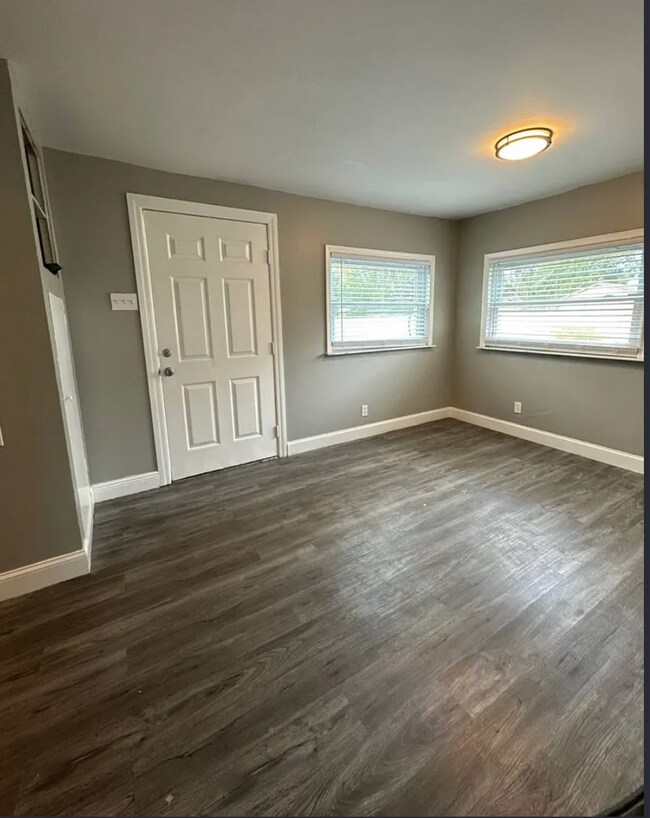 Photo - 3471 50th Ave N