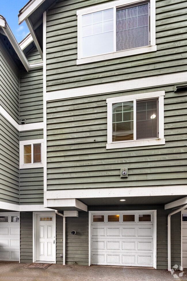 Building Photo - 8502 Nesbit Ave N Rental