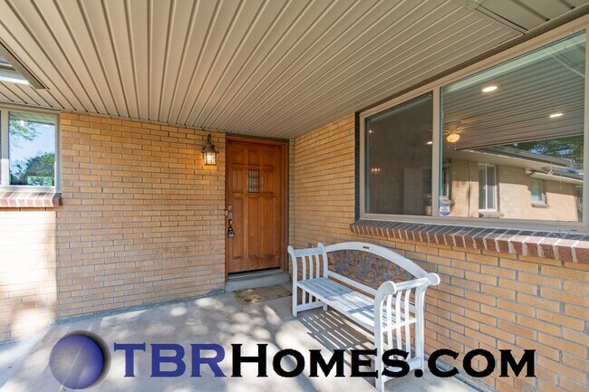 Photo - 8635 W Tennessee Pl