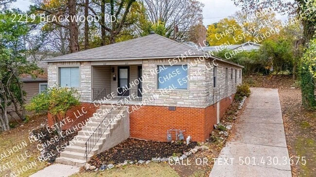 Photo - 2219 Blackwood Rd