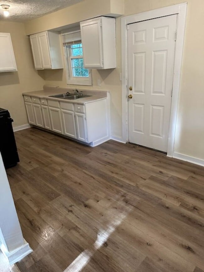 Photo - Coming Soon! 2 Bedroom 1 Bath Home!