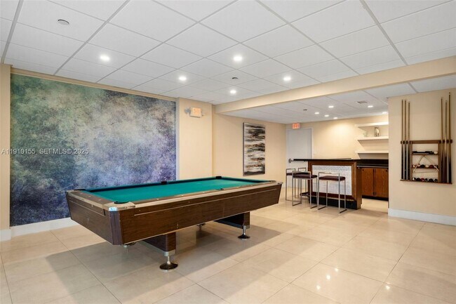 Photo - 3301 NE 5th Ave Unidad 214