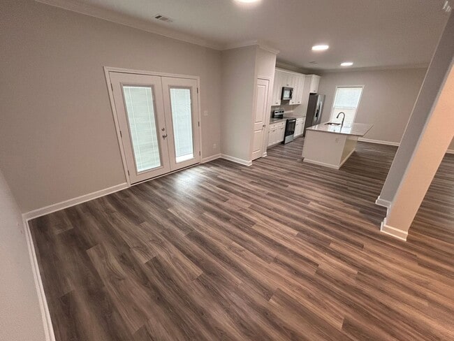 Photo - LARGE NEW CONSTRUCTION HOME AVAILABLE AUGU...