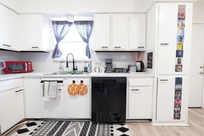 Photo - 3006 Matador Dr