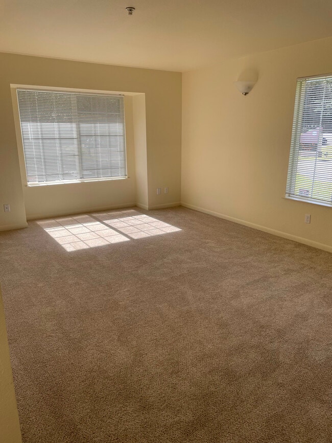 Photo - 2807 Currantberry Pl