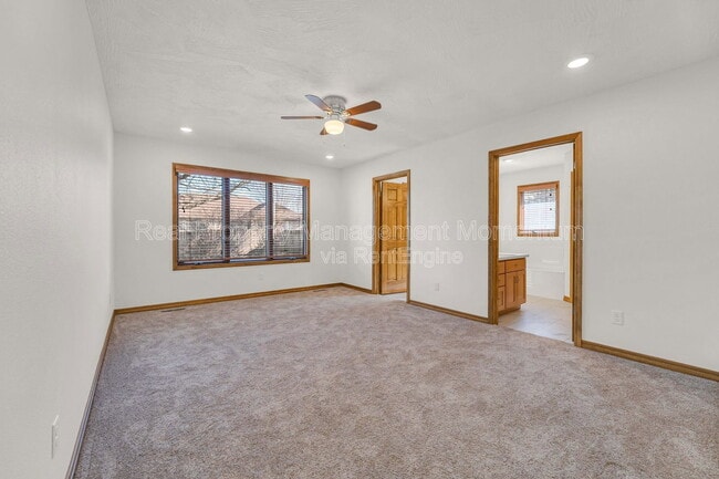 Photo - 1868 S White Oak Ave