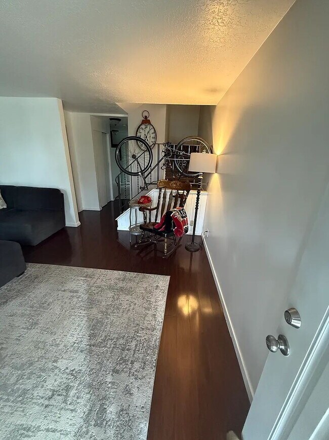 Photo - Charming 2-Bed Townhouse with 1.5 Baths in Serene UT Locale Unit 6