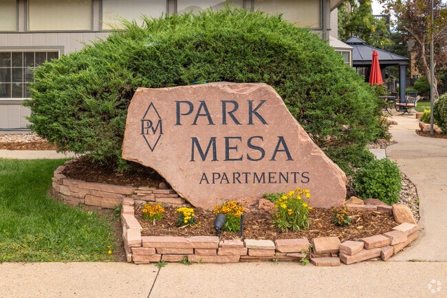 Signage - Park Mesa