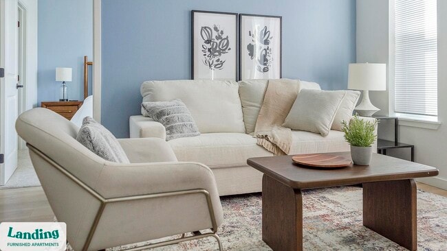 Photo - 650 N Main St Unidad 306