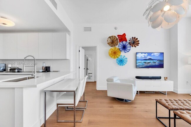 Photo - 6799 Collins Ave Unit 412