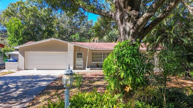 Photo - 1614 Braund Ave