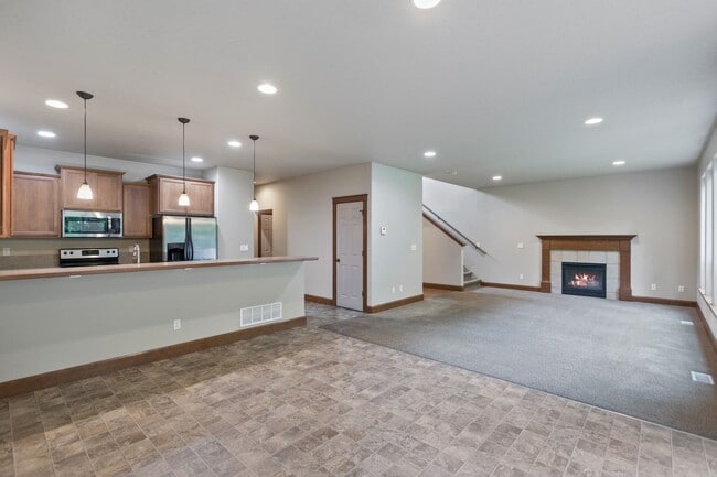 Photo - 10015/10017 N Whitworth Dr Unit 10017