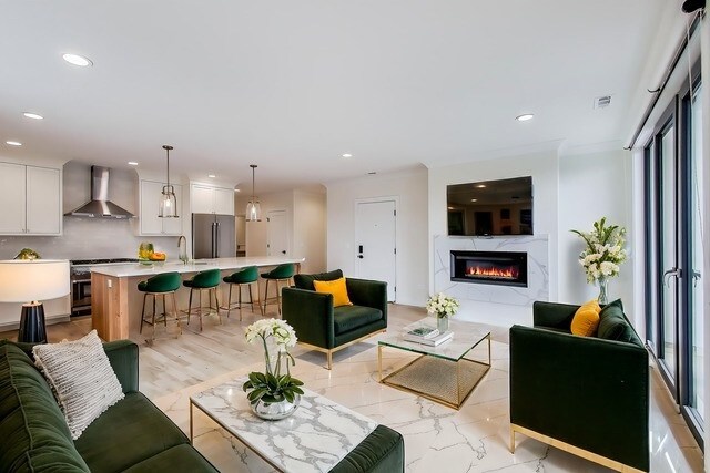 Photo - 5015 N Lincoln Ave Unit 1