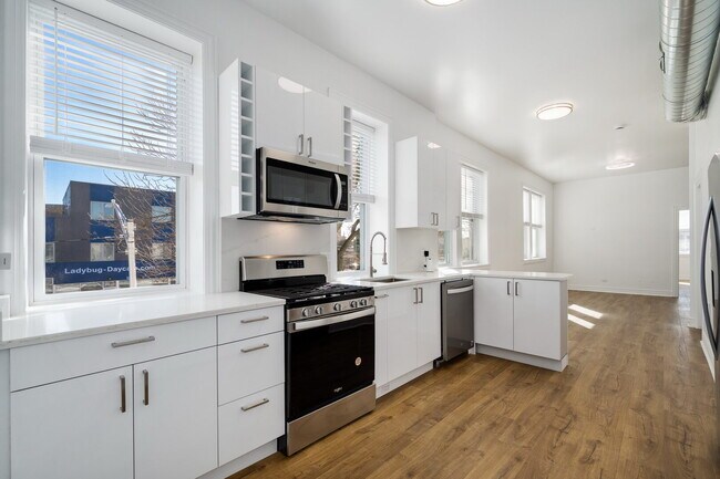 Photo - 4001 N Elston Ave Unit B