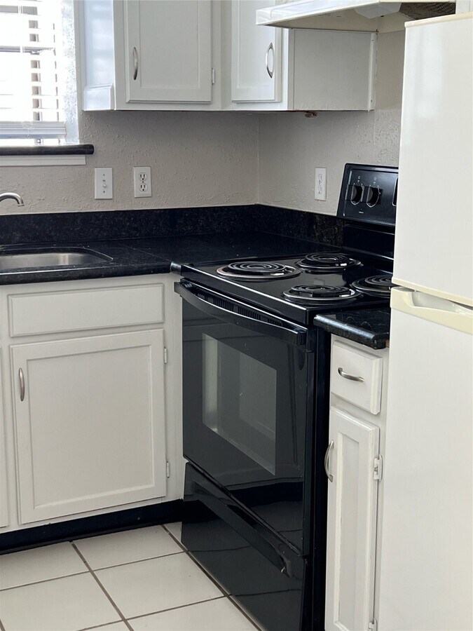 Photo - 7575 Cambridge St Unidad 1505