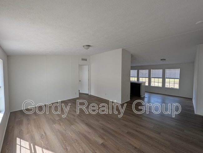 Photo - 812 Shelby Ave