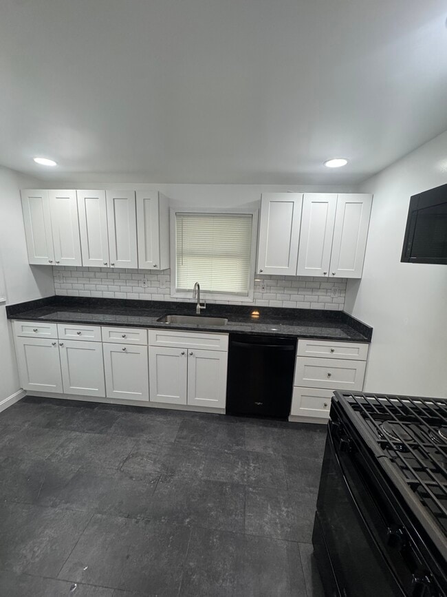 Photo - 304 Prospect St