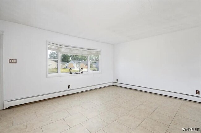 Photo - 108 Jenell Dr