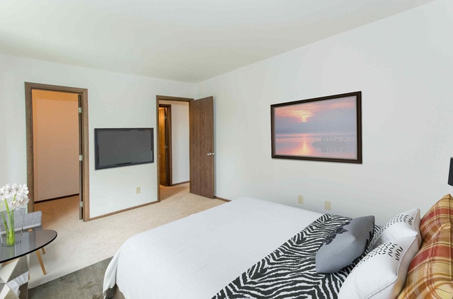 Bedroom - Hampshire Park