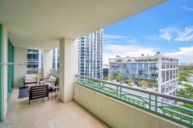 Building Photo - 3400 SW 27th Ave Unit 1105
